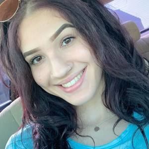 Meet your Posher, Gabbi